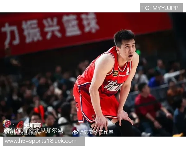 郭艾伦末节狂砍12分助球队逆转替补表现出色贡献19分3板2助