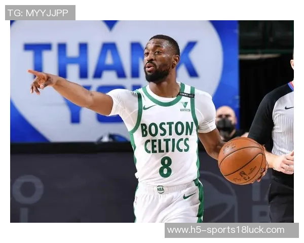 普理查德上半场火力全开三分球精准命中助球队争取胜利 普理查德上半场火力全开三分球精准命中助球队争取胜利